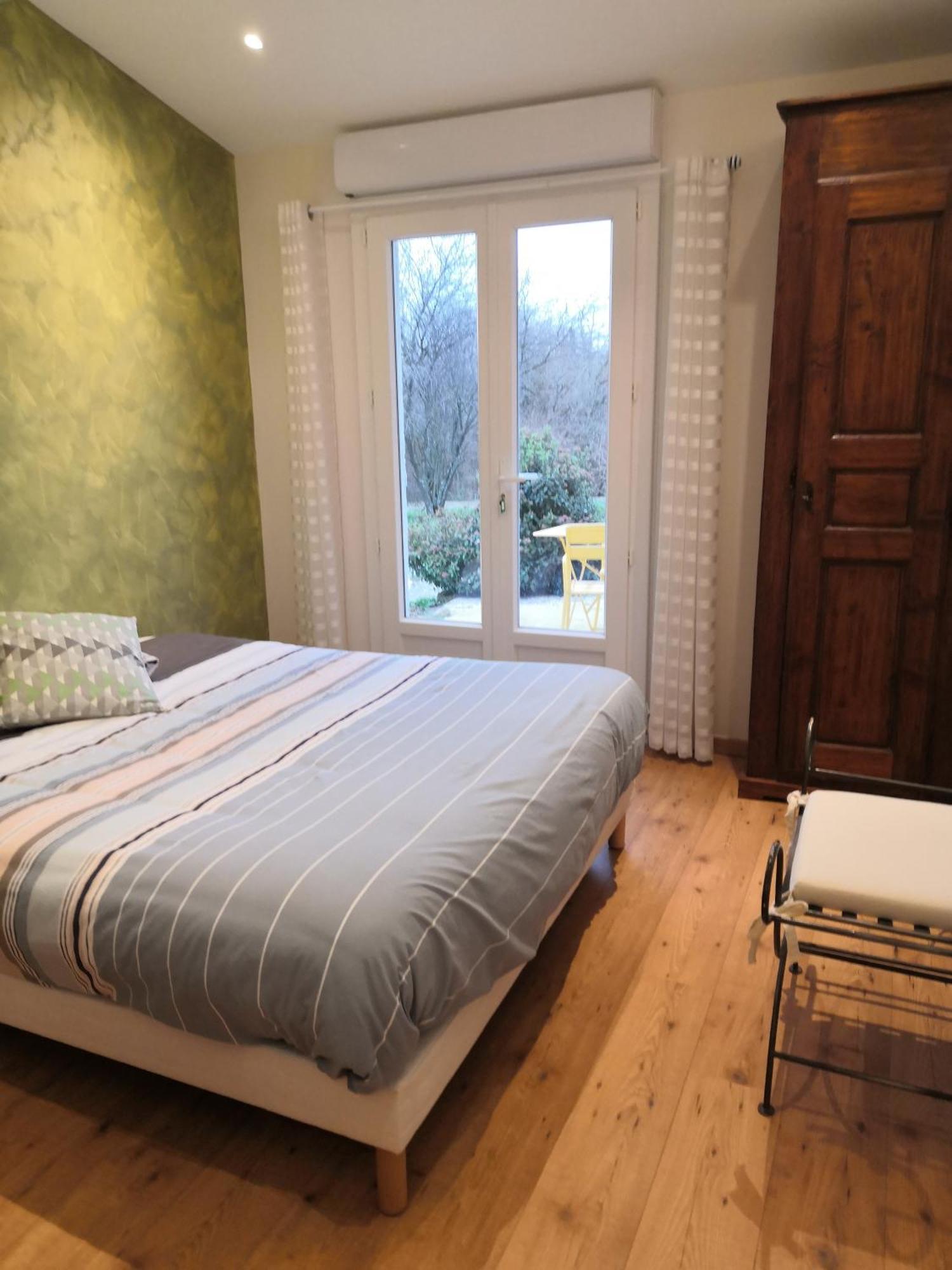 Chambre Avec Entree Independante Dans Un Ecrin De Verdure Dommartin  المظهر الخارجي الصورة